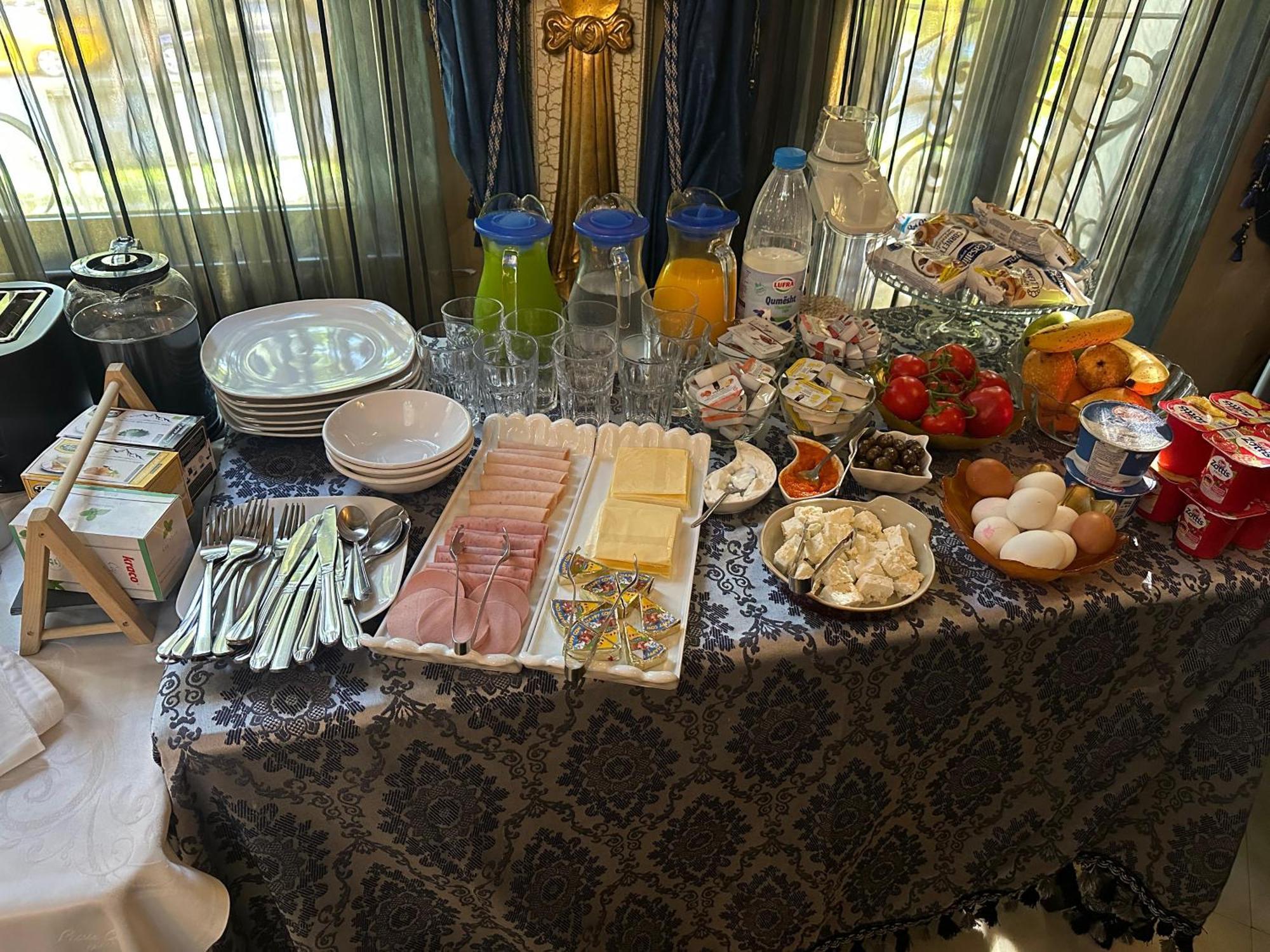 فندق فيلا فيرناندو البوتيكي تيرانا المظهر الخارجي الصورة